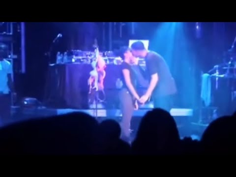  Drake kissing a 17 year old girl onstage video